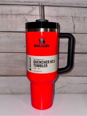 Stanley 40oz Quencher Tumbler - NEON ORANGE - New with Tags!